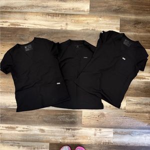 3 Black Scrub Tops Set Figs XS/S